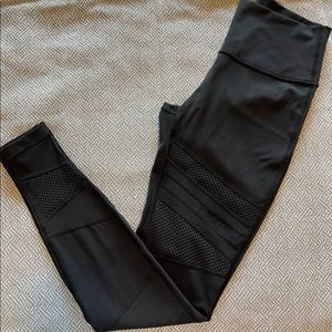 Lululemon black leggings